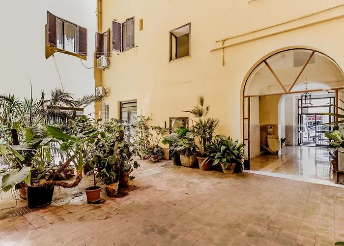 Domus Camilla * Rome